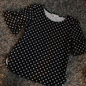 GREEN envelope polka dot top. EUC!